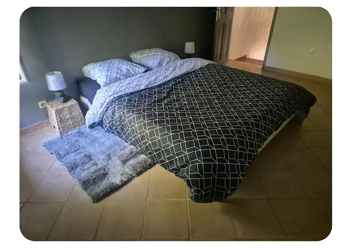 Maison A * Ньон